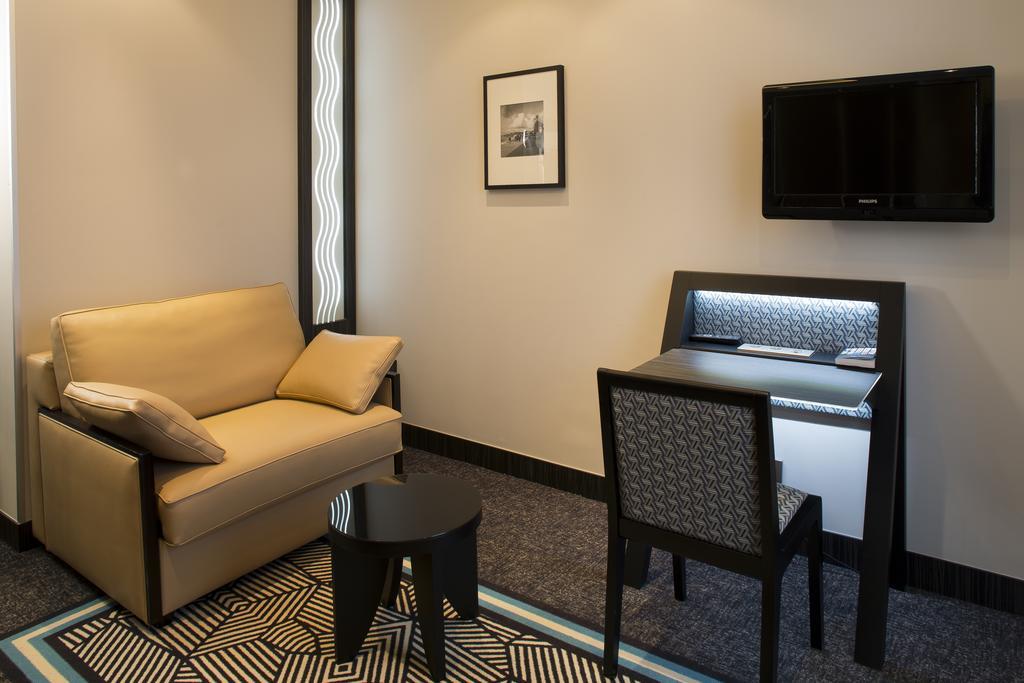 Suite Junior Double avec Canapé-Lit et Balnéo