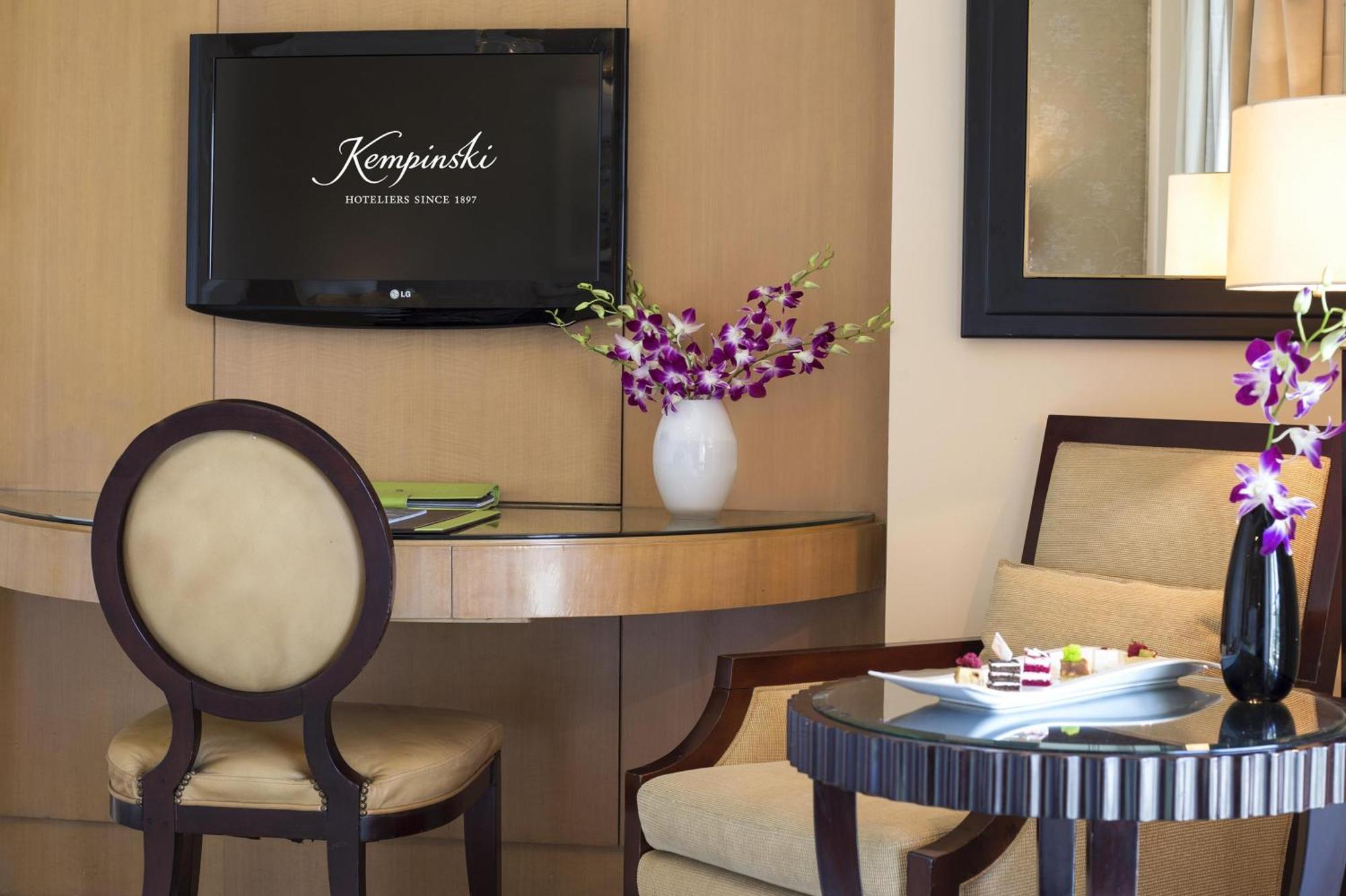 Madina Deluxe Room King