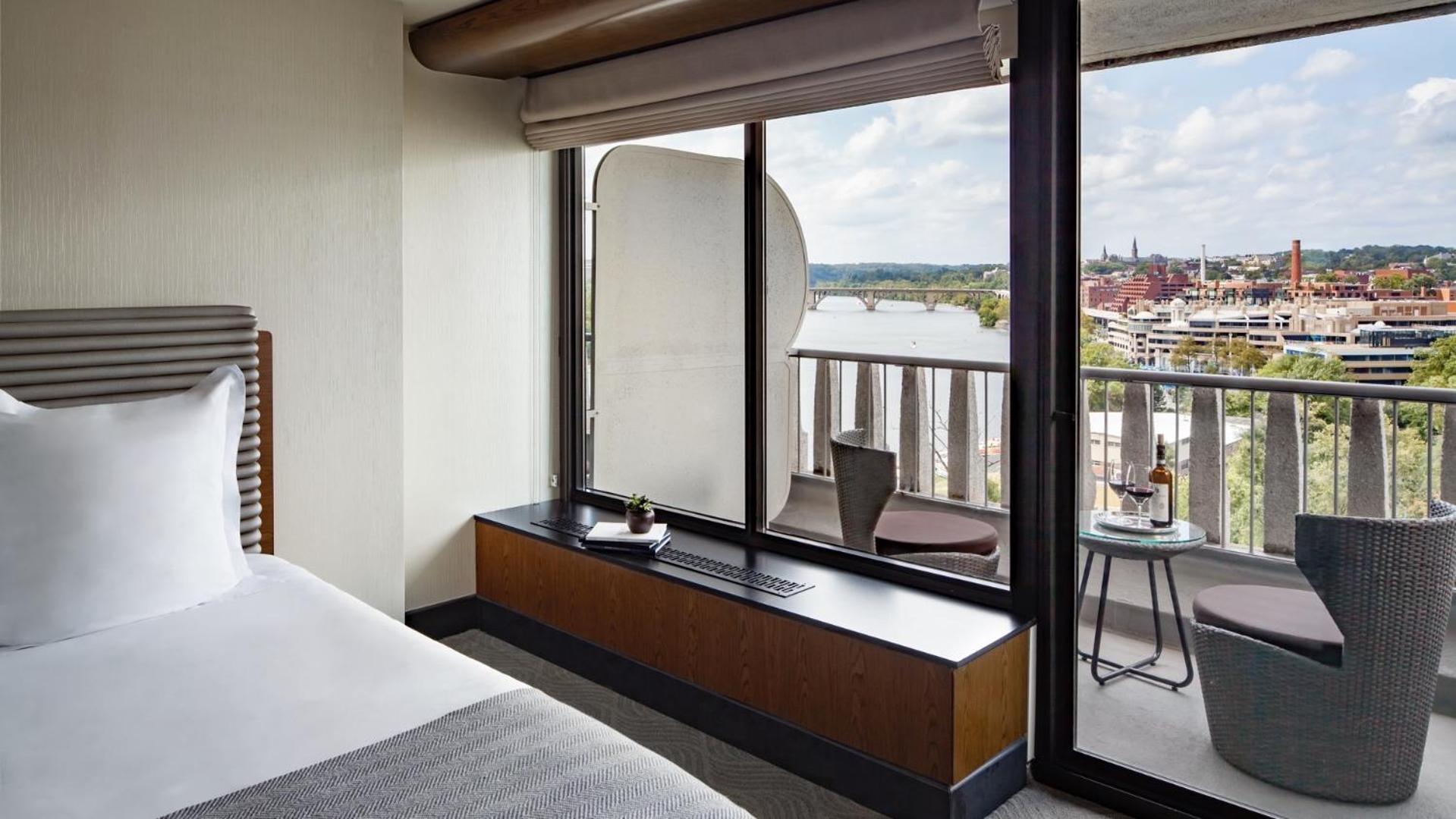 Premier Tweepersoonskamer met Balkon en Uitzicht op de Rivier