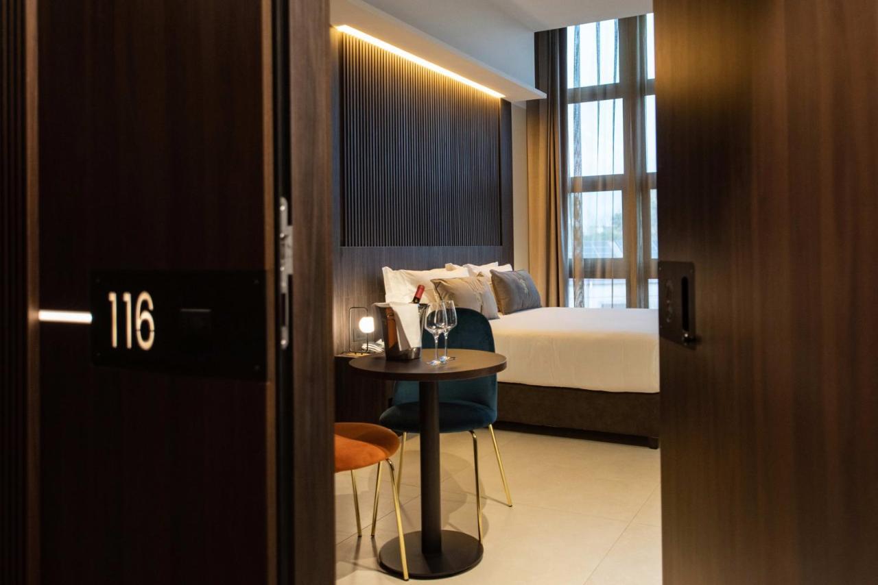 Quarto Superior com Cama de Casal ou 2 de Solteiro