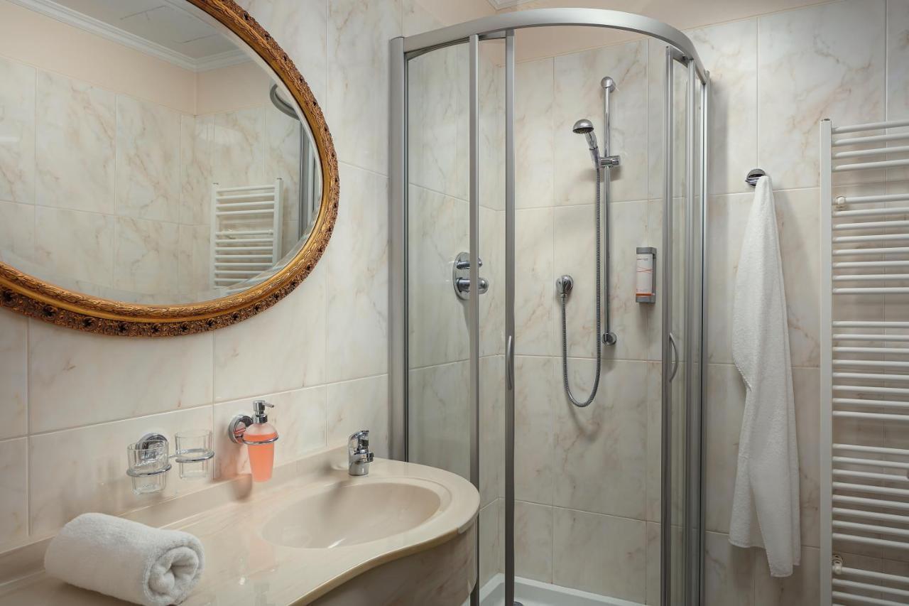 Comfort Single Room Wellness Access