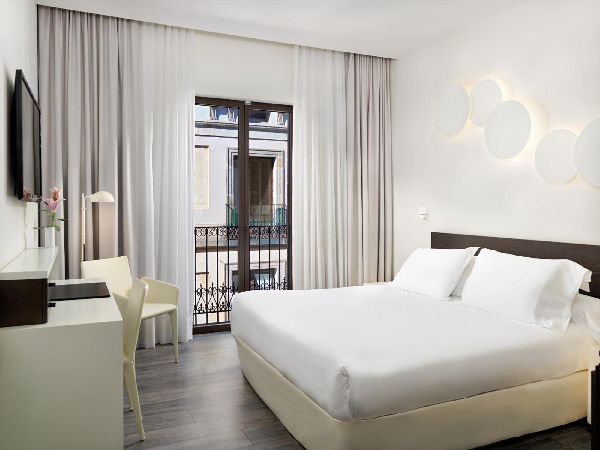 Classic Doppel- oder Zweibettzimmer mit Stadtblick