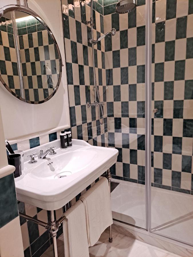 Deluxe Double Room,1466228864:JPEG