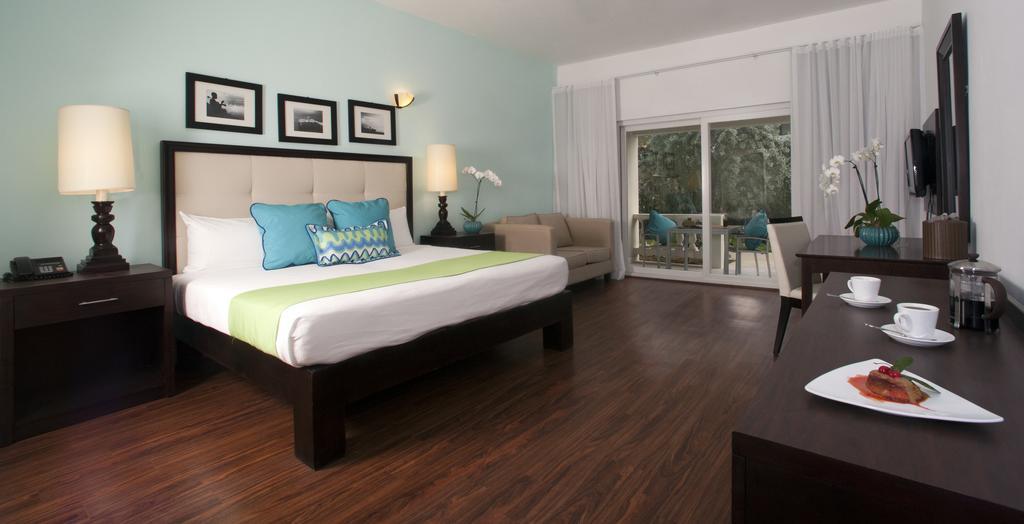 Habitación con cama extragrande o doble