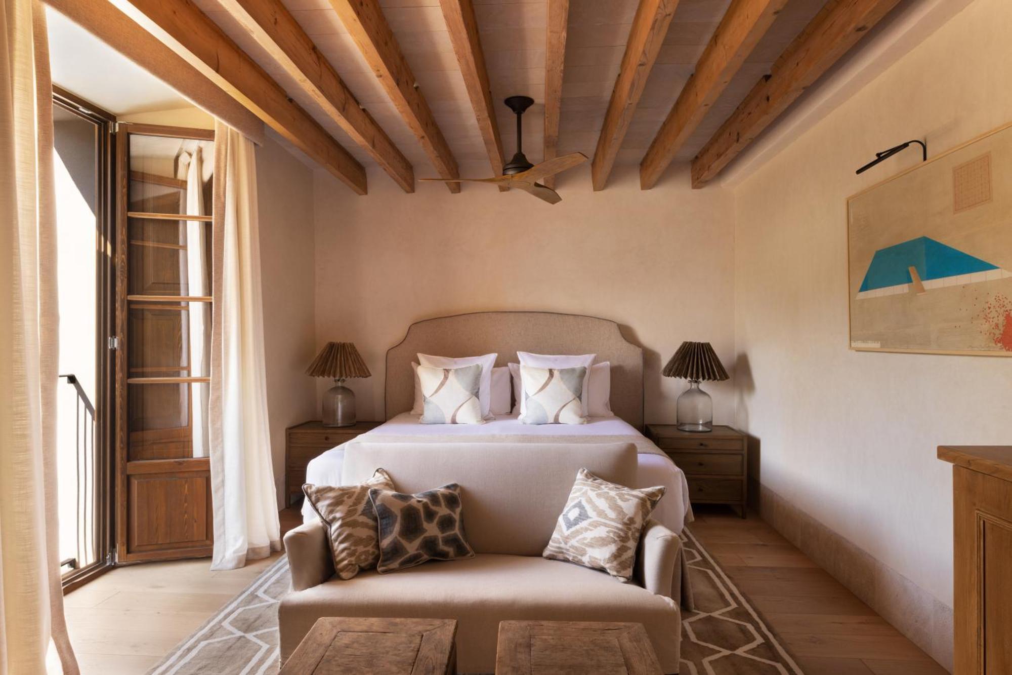 Double or Twin Room Mountain View