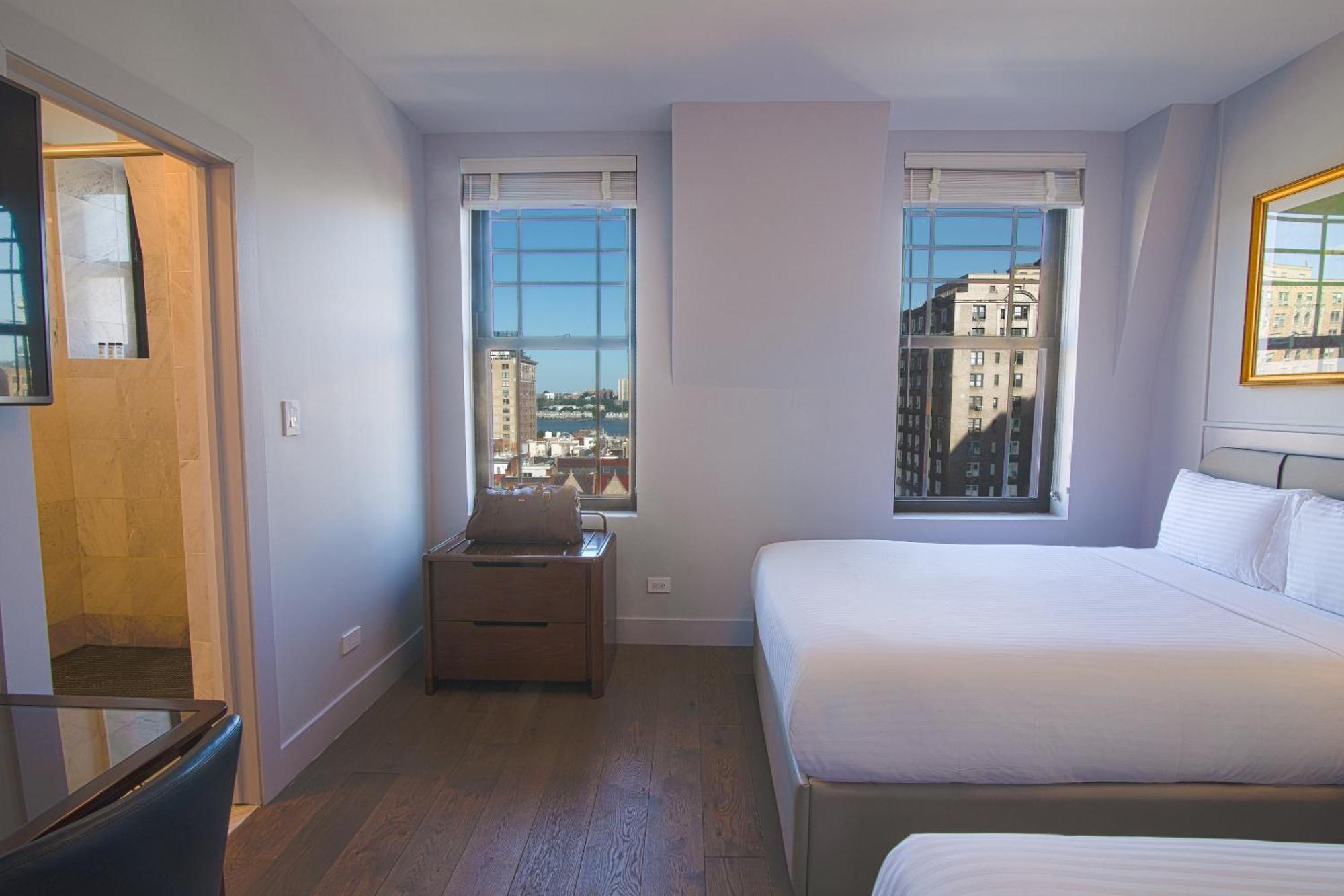 Deluxe 2 Full Beds,1588042561:JPEG