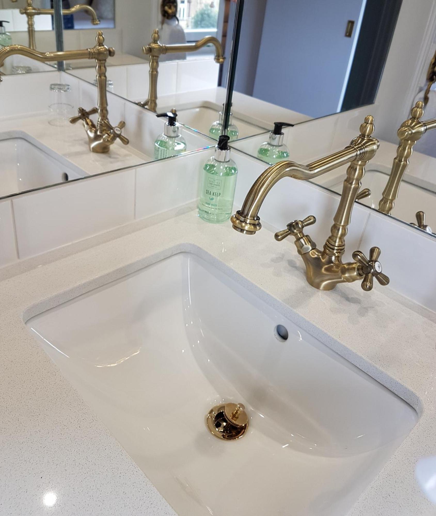 Small King Ensuite