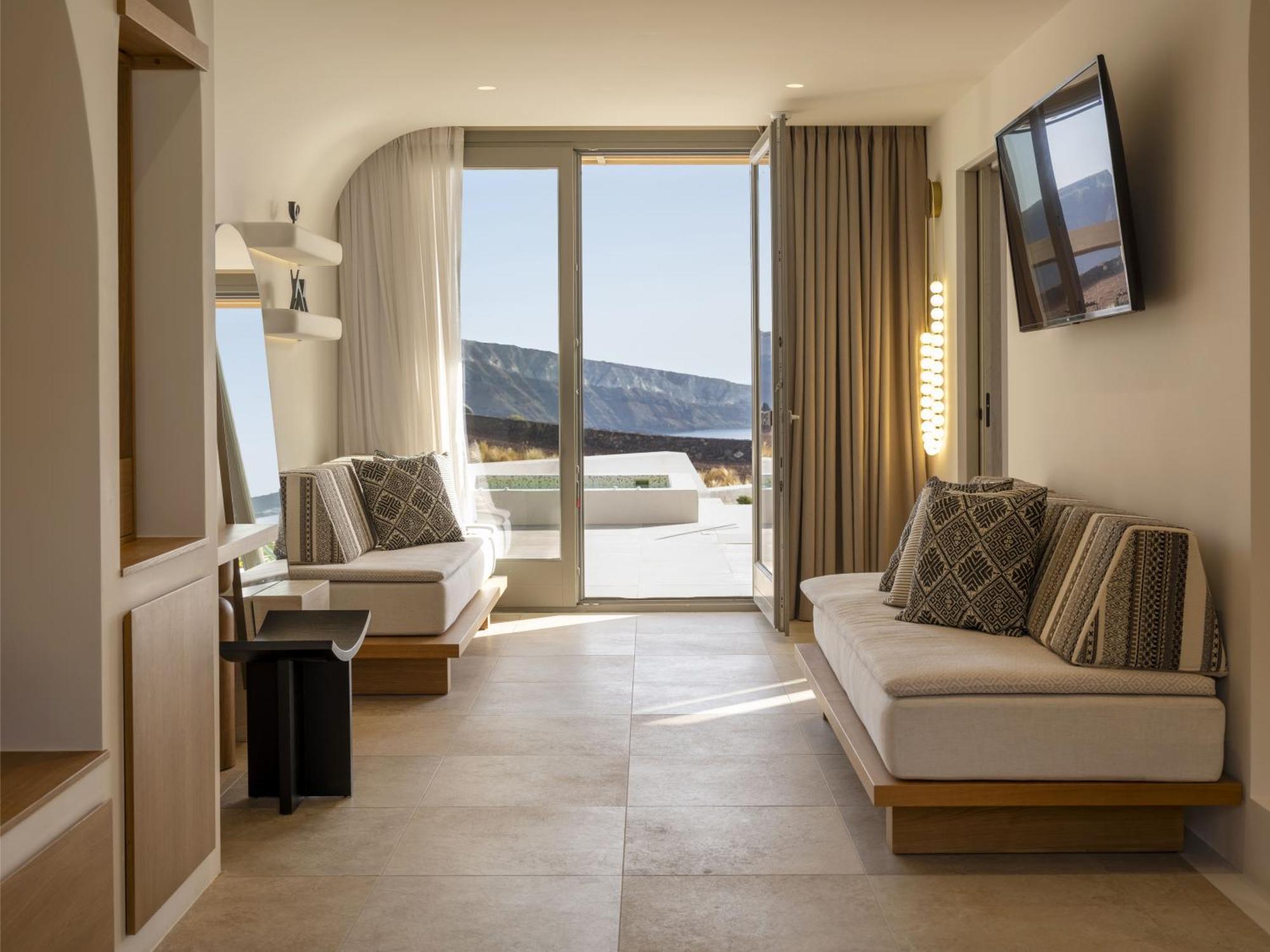 Majestic Sunset & Sea View Suite Pool & Jacuzzi