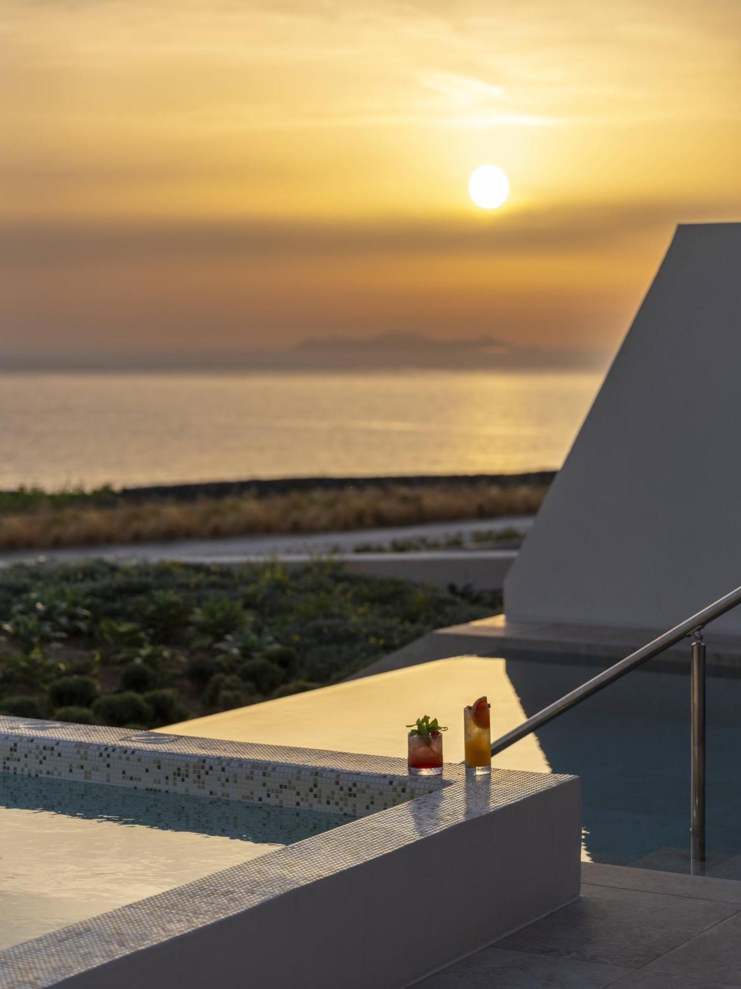 Majestic Sunset & Sea View Suite Pool & Jacuzzi