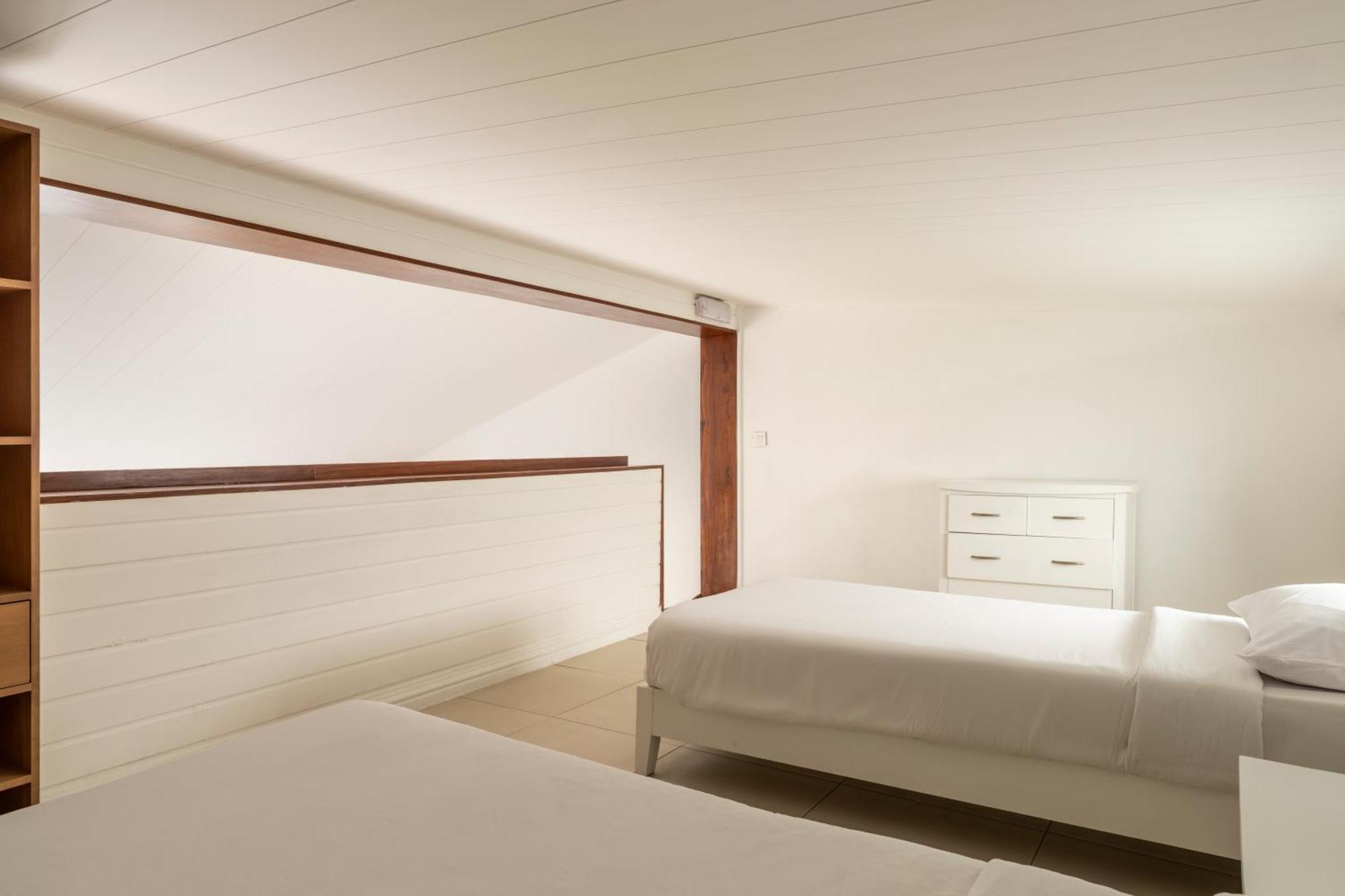 Beach Front Suite