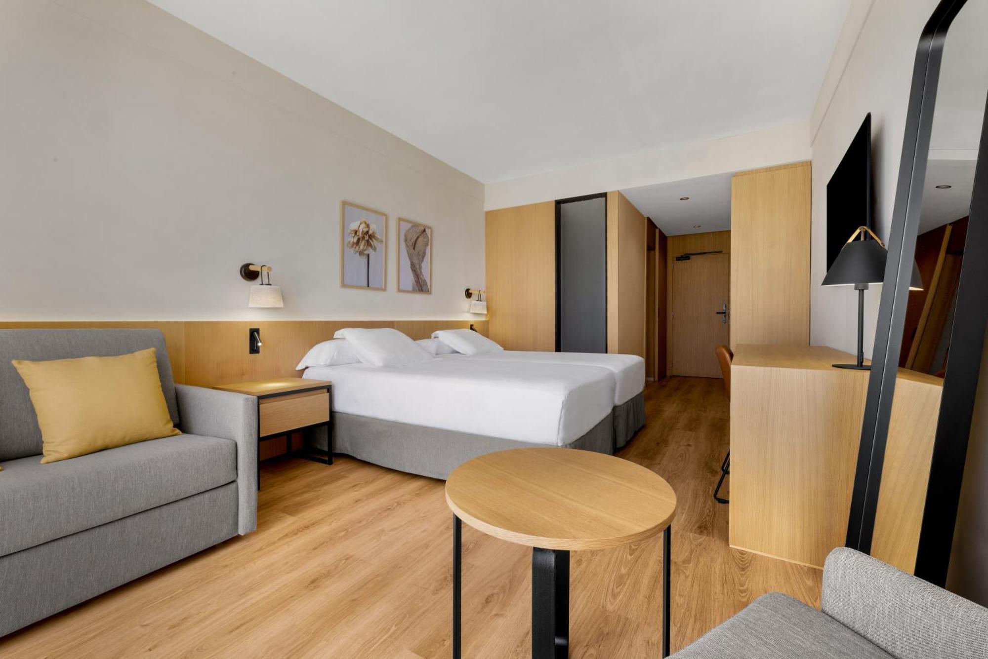 Superior Deluxe Double or Twin Room
