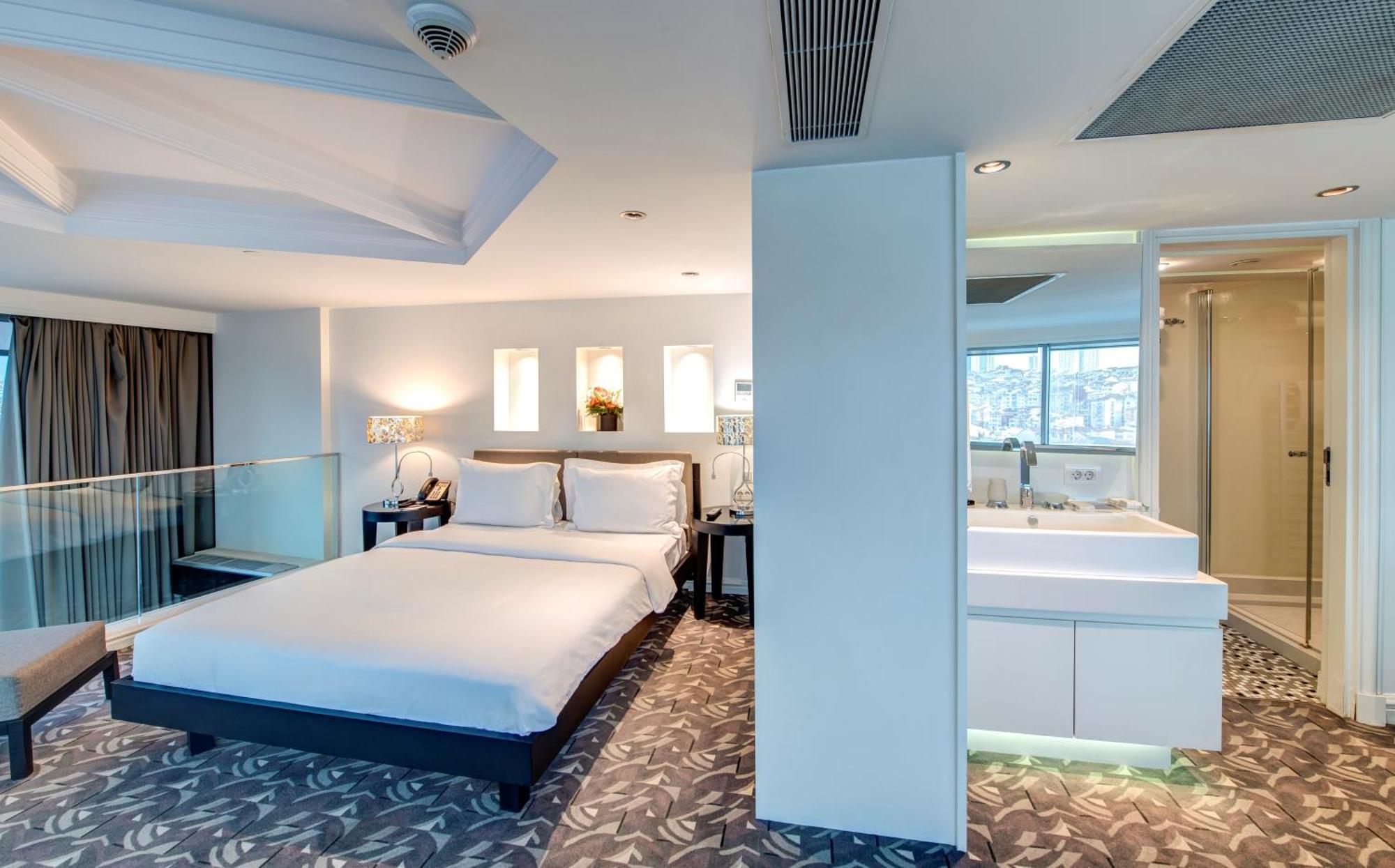 Duplex Suite met Kingsize Bed en Uitzicht op de Stad