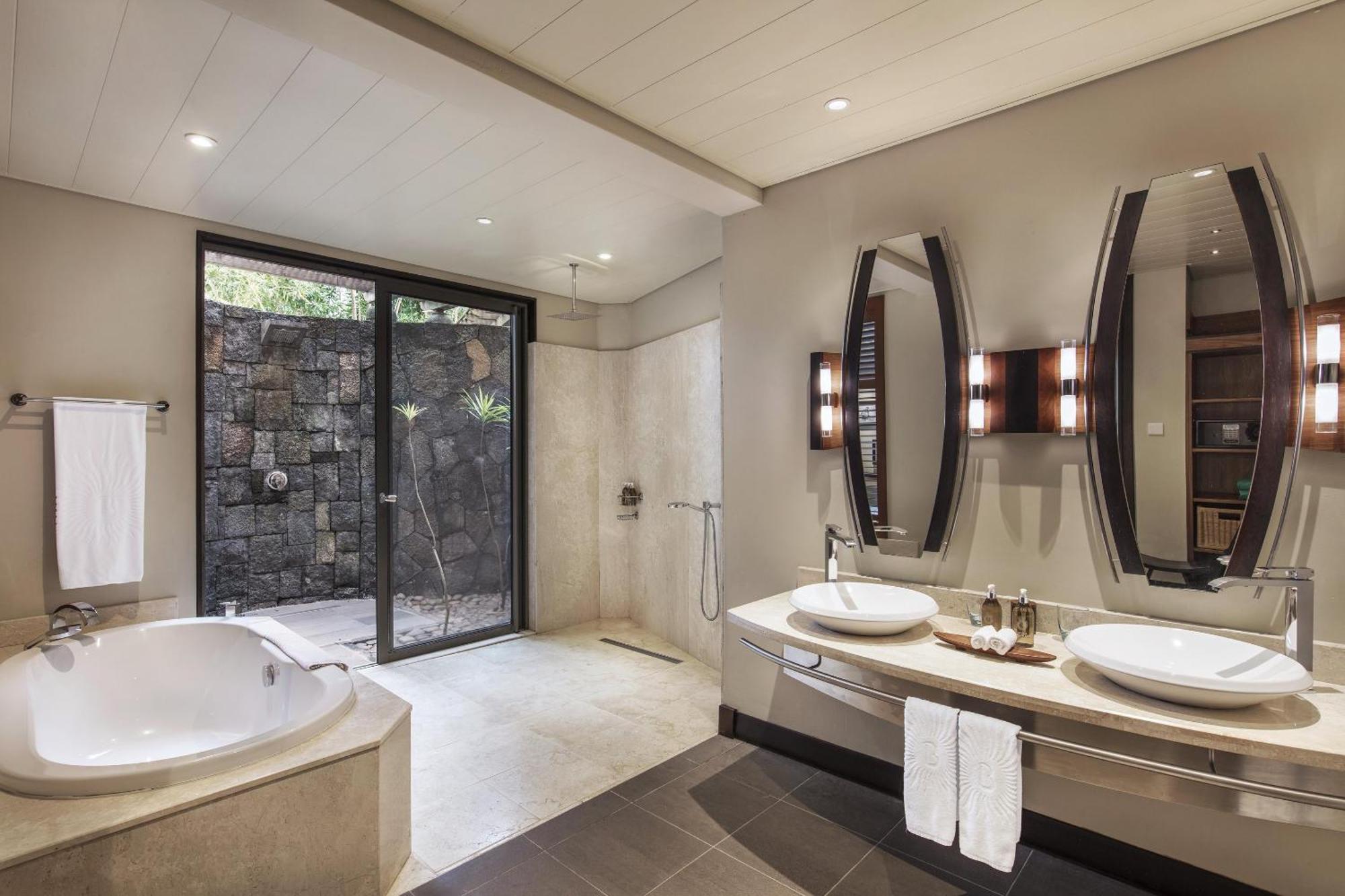 2 Bedroom Family Suite