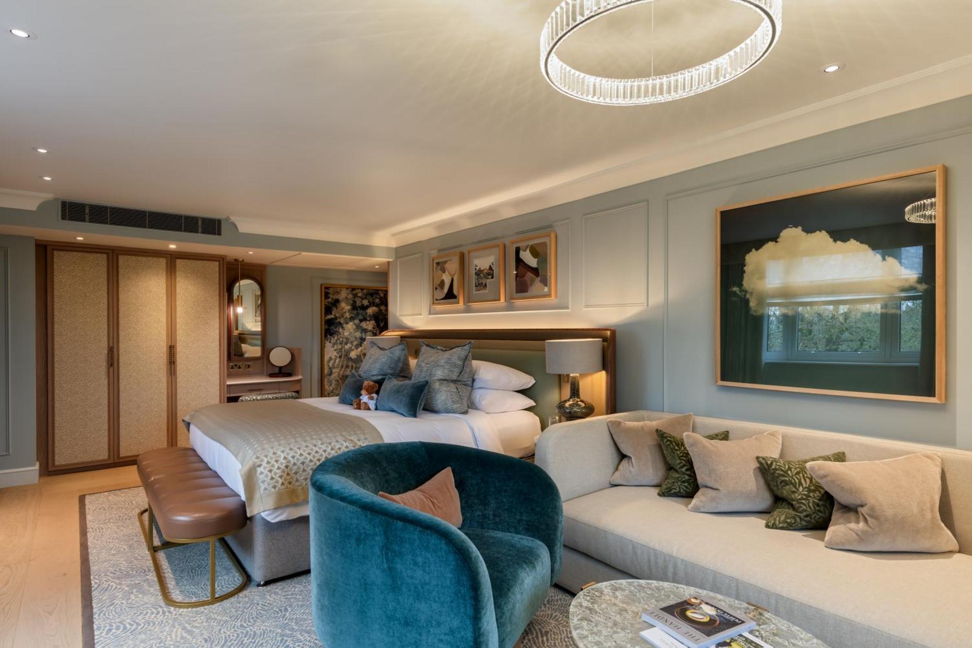 Corner Suite access to full spa facilities