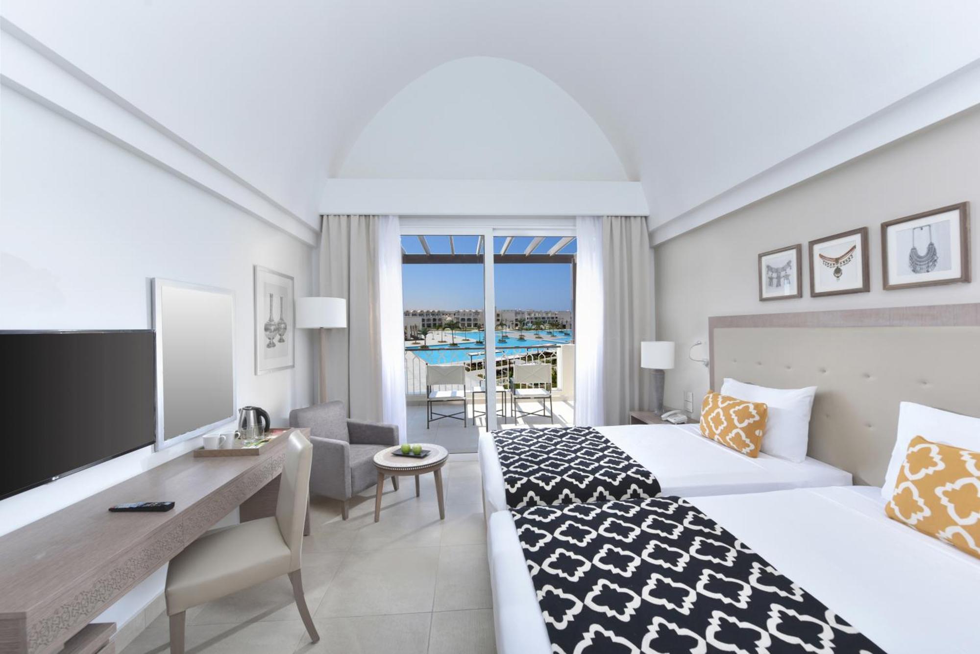 Superior Queen or Twin Beds Pool View