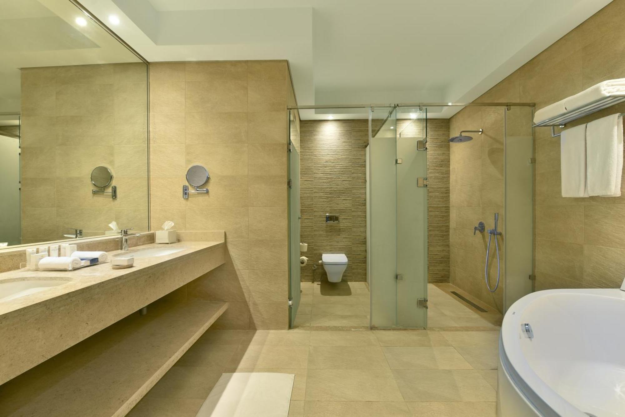 Superior Queen or Twin Beds Pool View