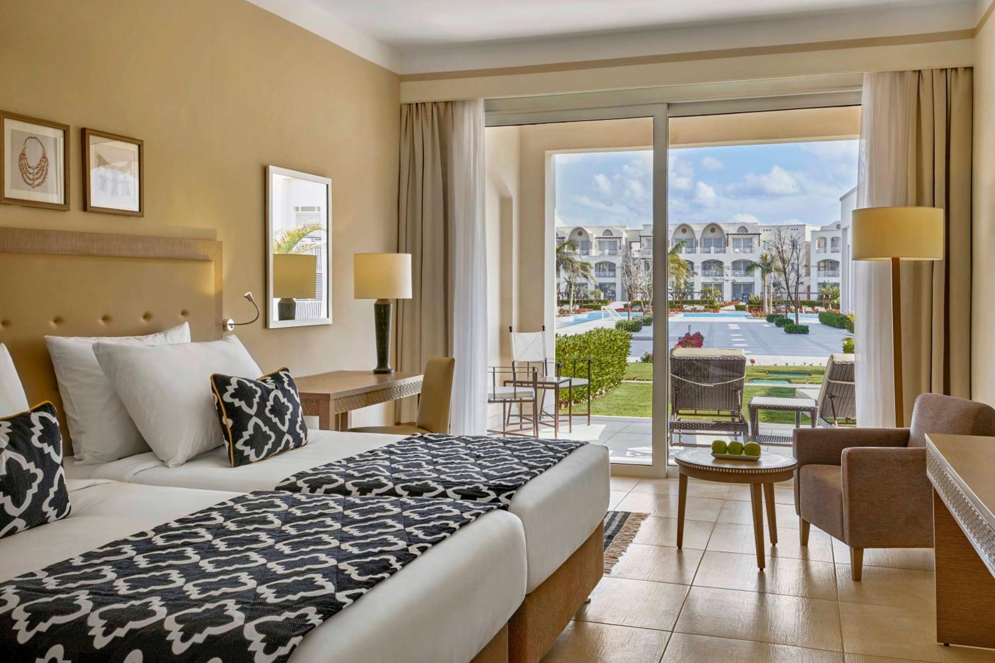 Superior Queen or Twin Beds Pool View