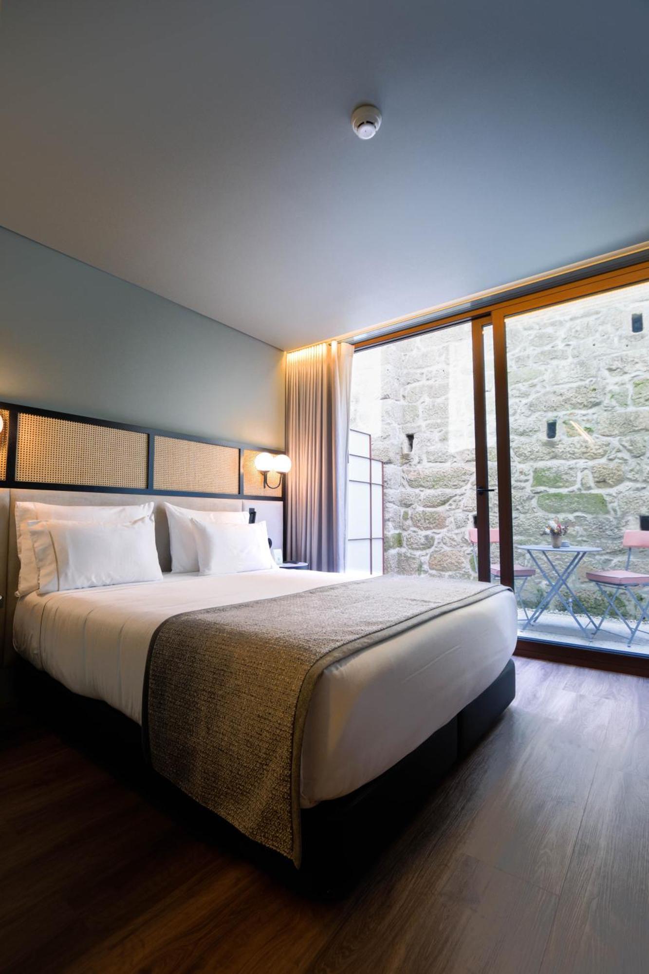 Classic Room with terrace,1689958927:JPEG