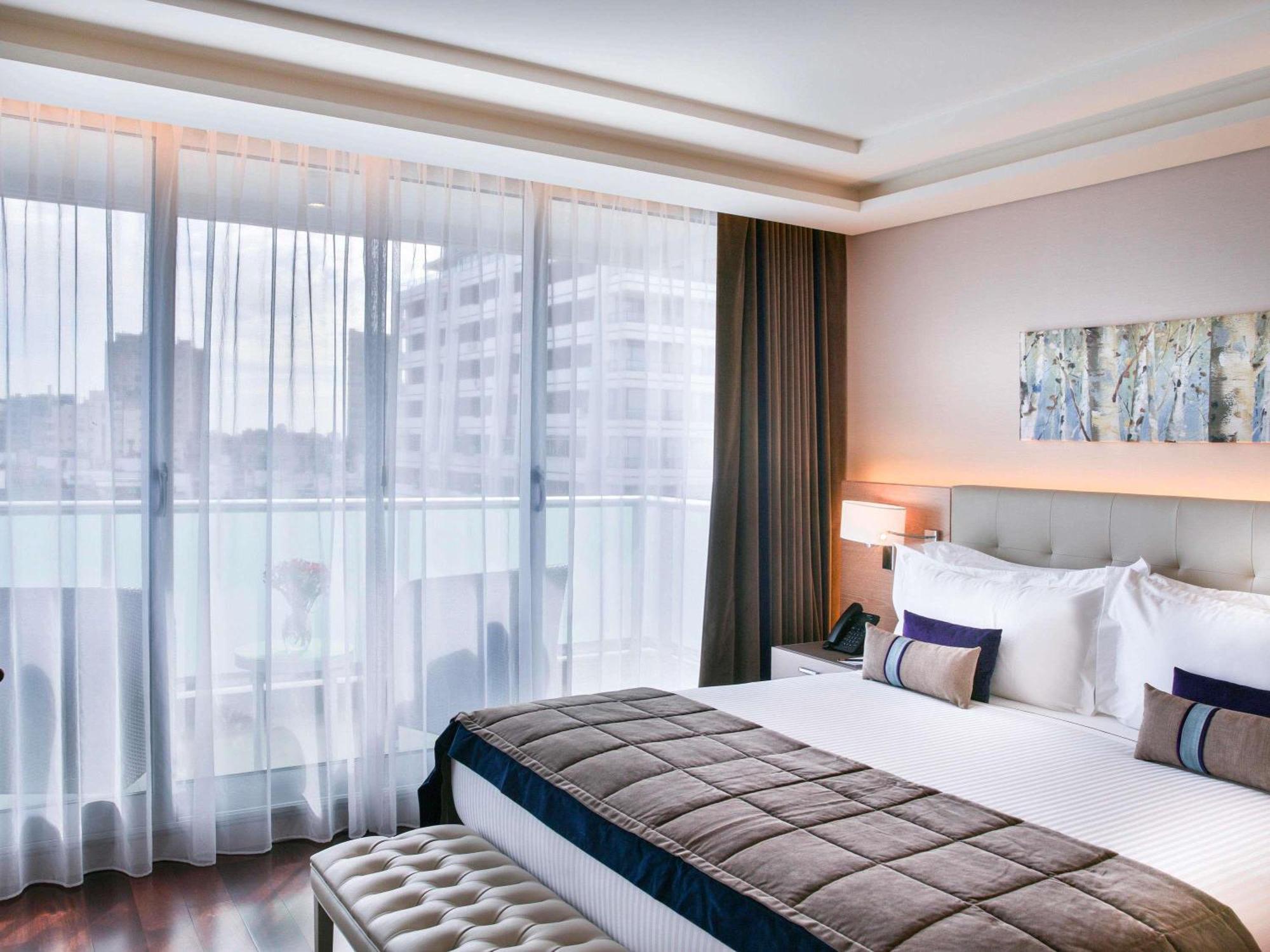 Deluxe Kamer met Kingsize Bed en Balkon
