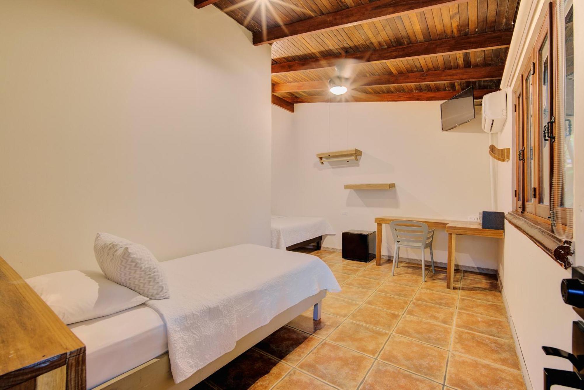 Economy Triple Room