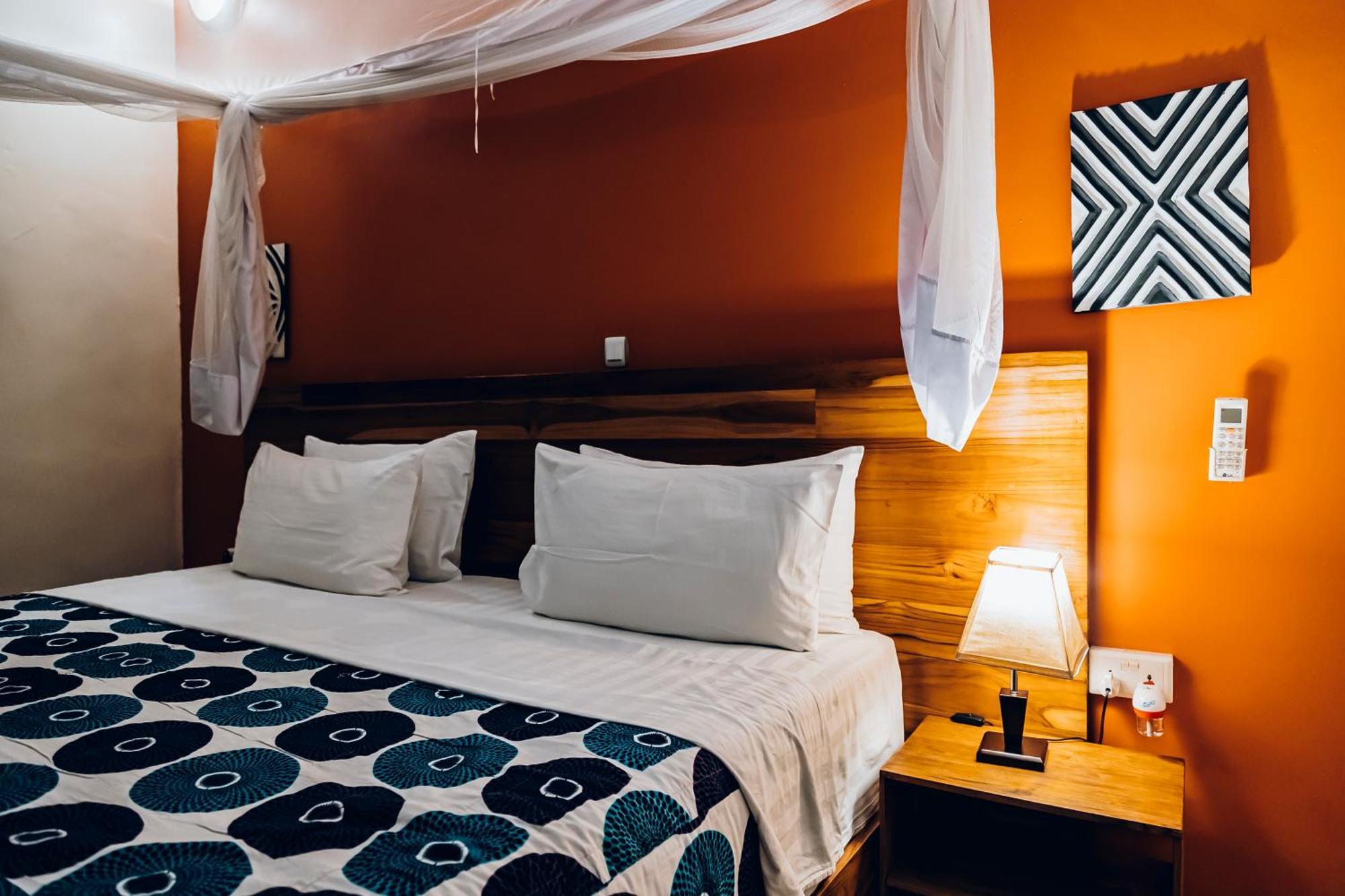 Habitación Villa Económica con balcón - Cama grande