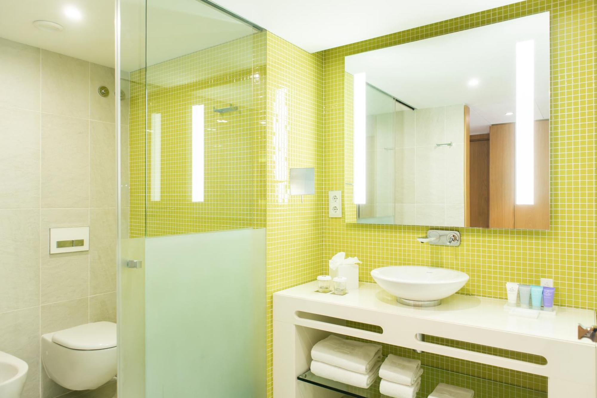 Deluxe Room – Ocean View