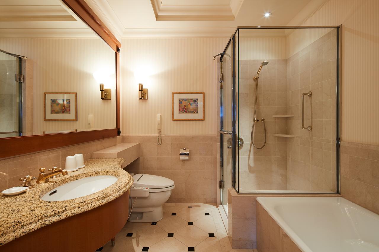 Executive 27th and 28th Floor Superior Double Room - Non-Smoking