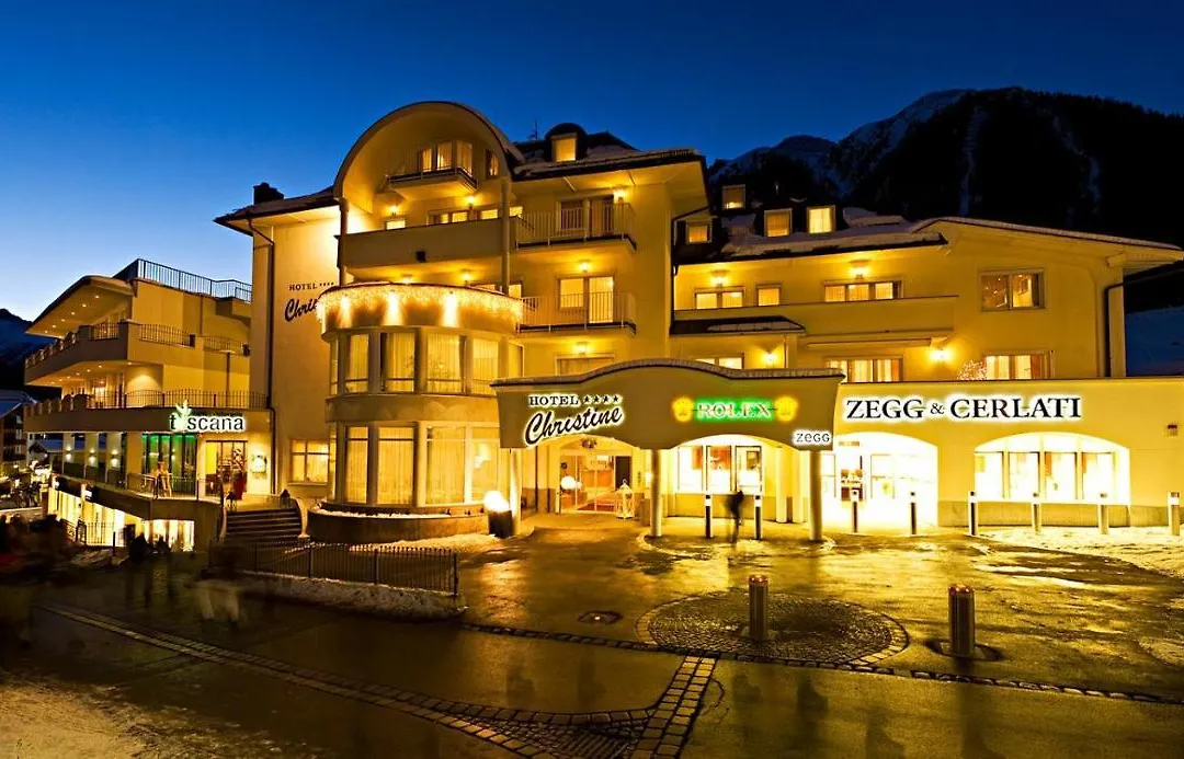 Hotel Garni Christine-1