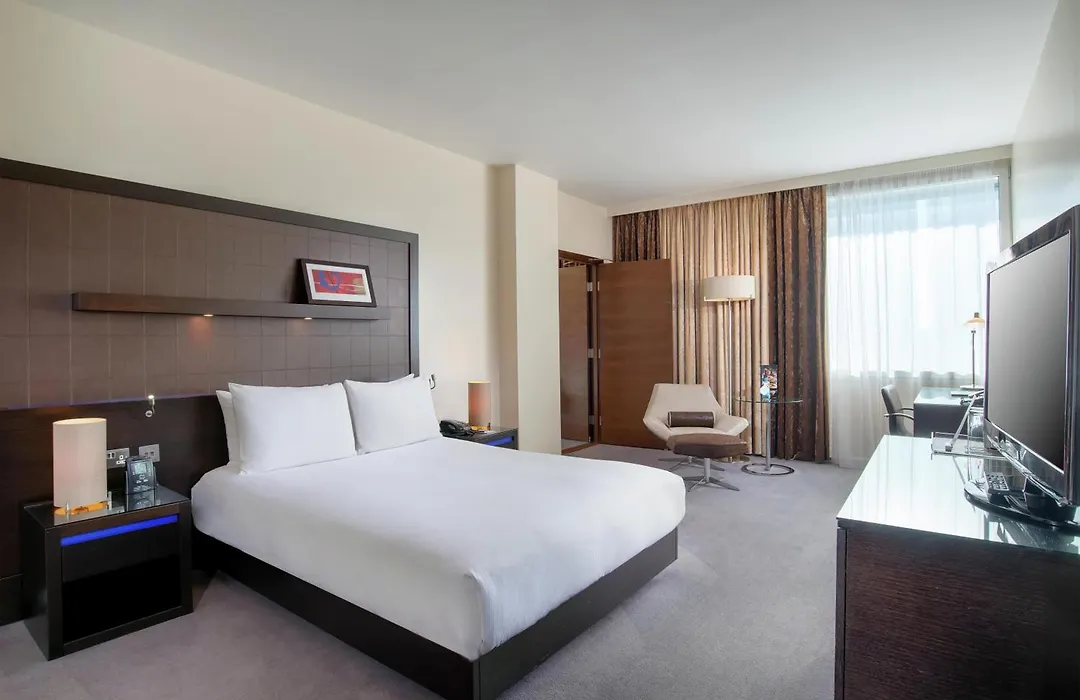 Hilton London Canary Wharf-1