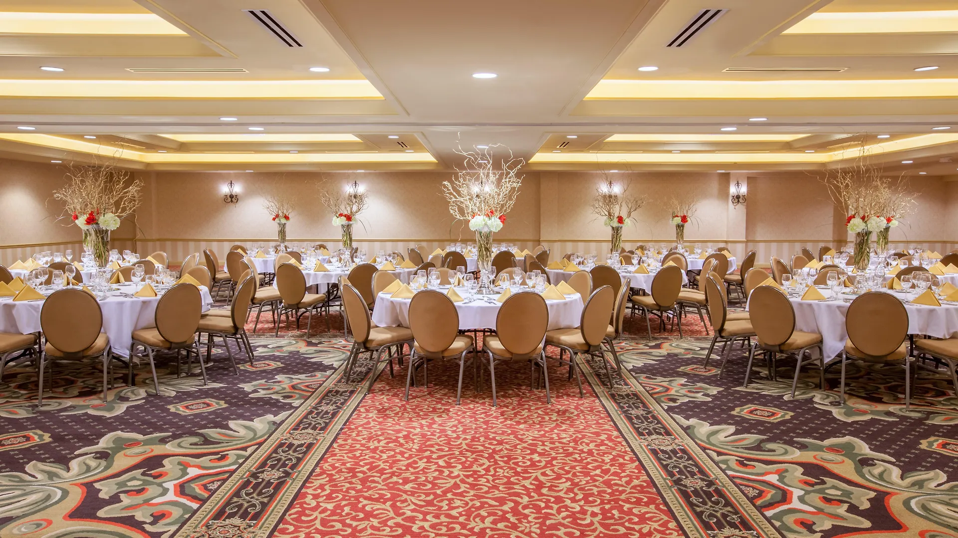 The 9 Best Luxury Hotels in Louisville, Kentucky, United States