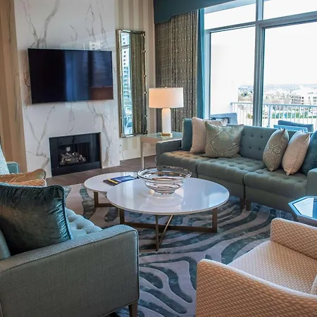 The Beverly Hilton-3