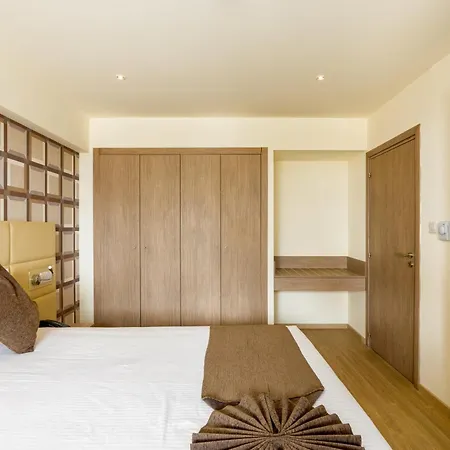 Melpo Antia Hotel & Suites-2