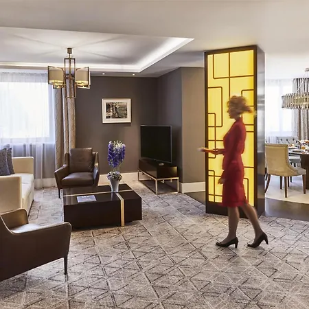 Kempinski Hotel Corvinus Budapest-3