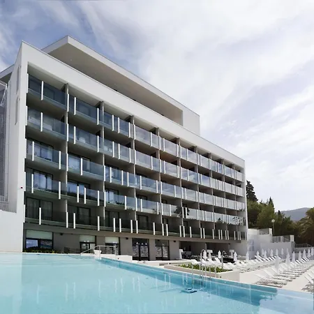Hotel Kompas-3