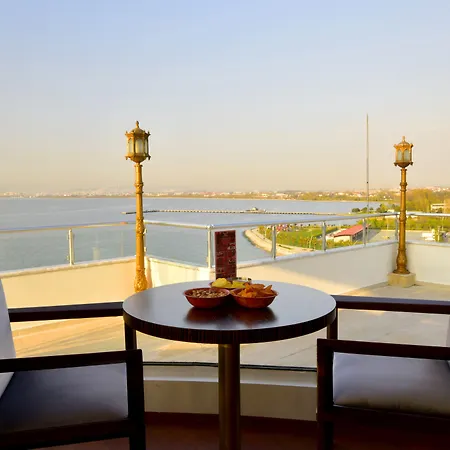 Wellborn Luxury Hotel-2