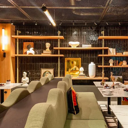 Artcore Hotel Porto-3