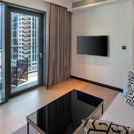 Vida Dubai Marina & Yacht Club-2