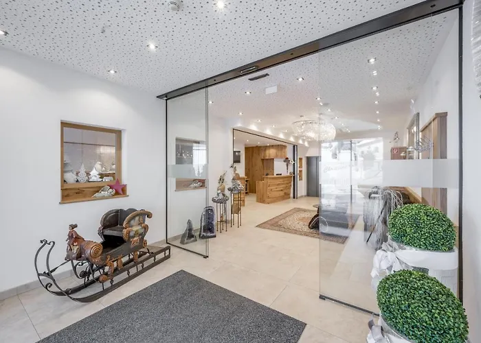 Hotel Garni Christine Ischgl