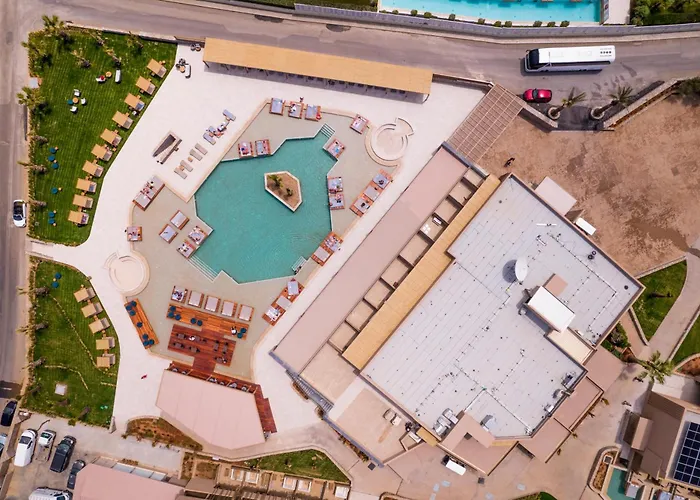 SENSEANA Sea Side Resort&Aquadventure Analipsi 