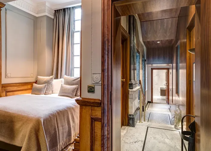 Apex Temple Court Hotel London