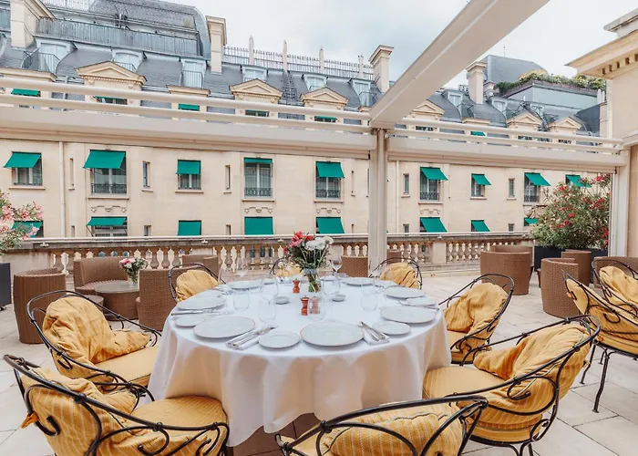 Majestic Apartments Champs Elysees Paris