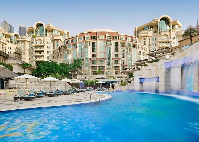 Swissotel Al Murooj Dubái