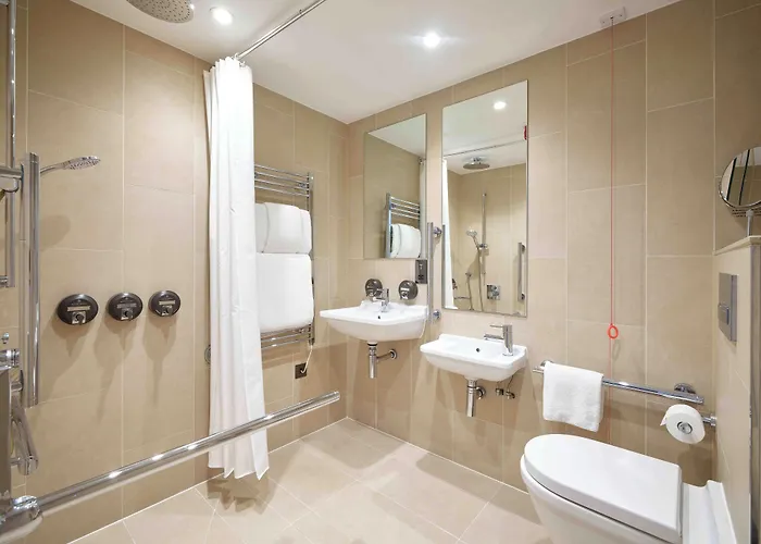 Hotel The Resident Victoria London